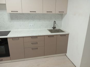 Кухонный гарнитур высокий Латте 3000 мм, Стол. 38 мм в Верхней Салде - verhnyaya-salda.mebel-e96.ru