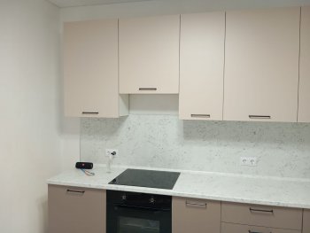 Кухонный гарнитур высокий Латте 3000 мм, Стол. 26 мм в Верхней Салде - verhnyaya-salda.mebel-e96.ru